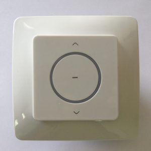 Receptor externo con pulsador para motor de persiana